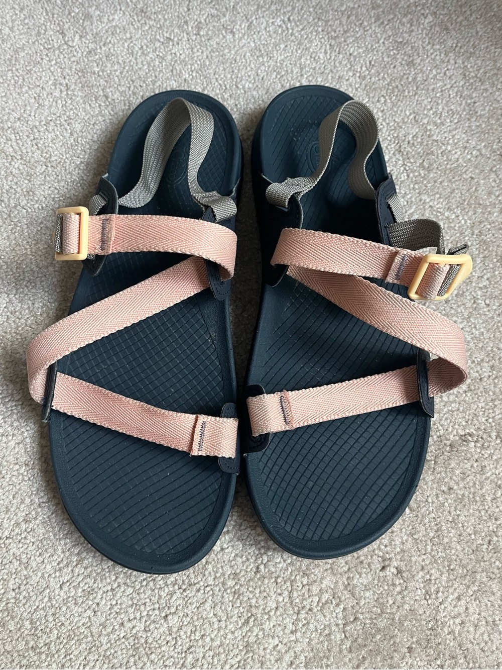 Chaco Lowdown Sandals Womens 11 pastel Pink Gray Adjustable Sport Outdoor shoes
